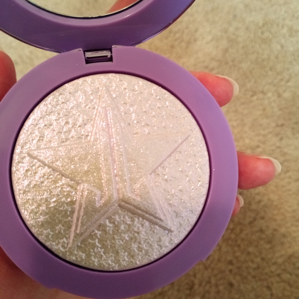 Jeffree Star Extreme Frost Choking on Ice
